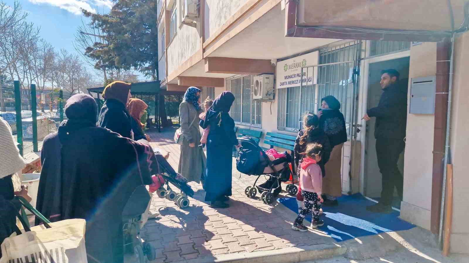 Ramazan&rsquo;ı fırsata &ccedil;eviren dilencilere Meram Zabıtası&rsquo;ndan ge&ccedil;it yok
