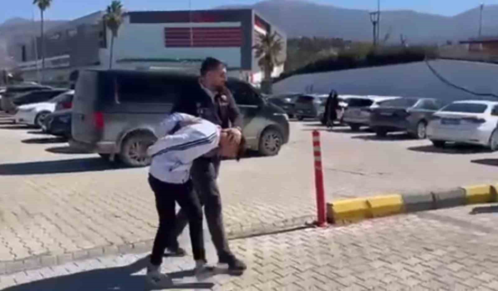 Hatay’da hapis cezaları nedeniyle aranan 3 kişi tutuklandı