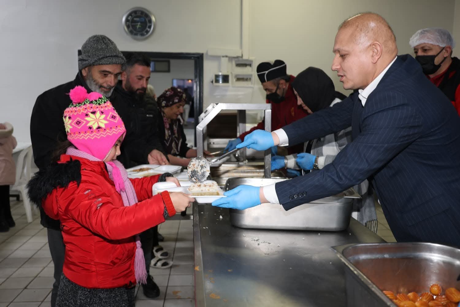 Kırıkkale Belediye Başkanı Önal, vatandaşlarla iftar sofrasında buluştu
