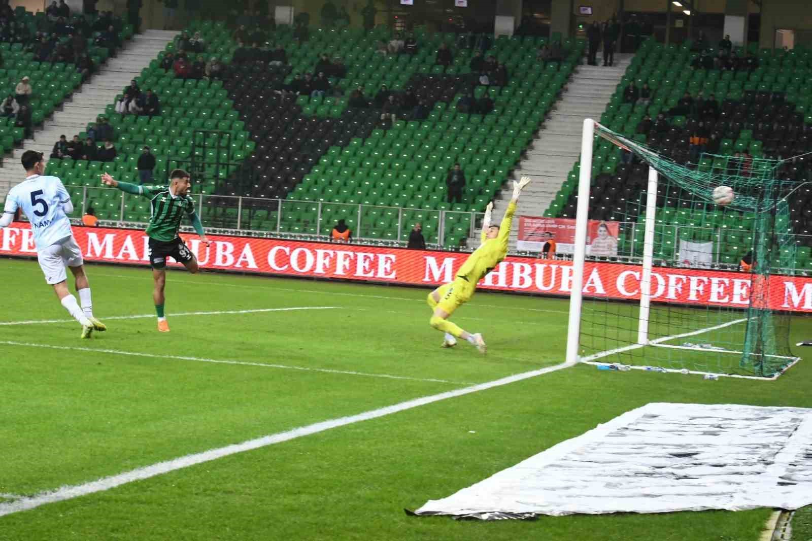 Trendyol 1. Lig: Sakaryaspor: 4 - Adana Demirspor: 0
