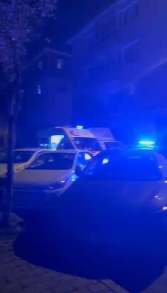 Şişli&rsquo;de sopalı kavga: Bir kişinin burnu kırıldı
