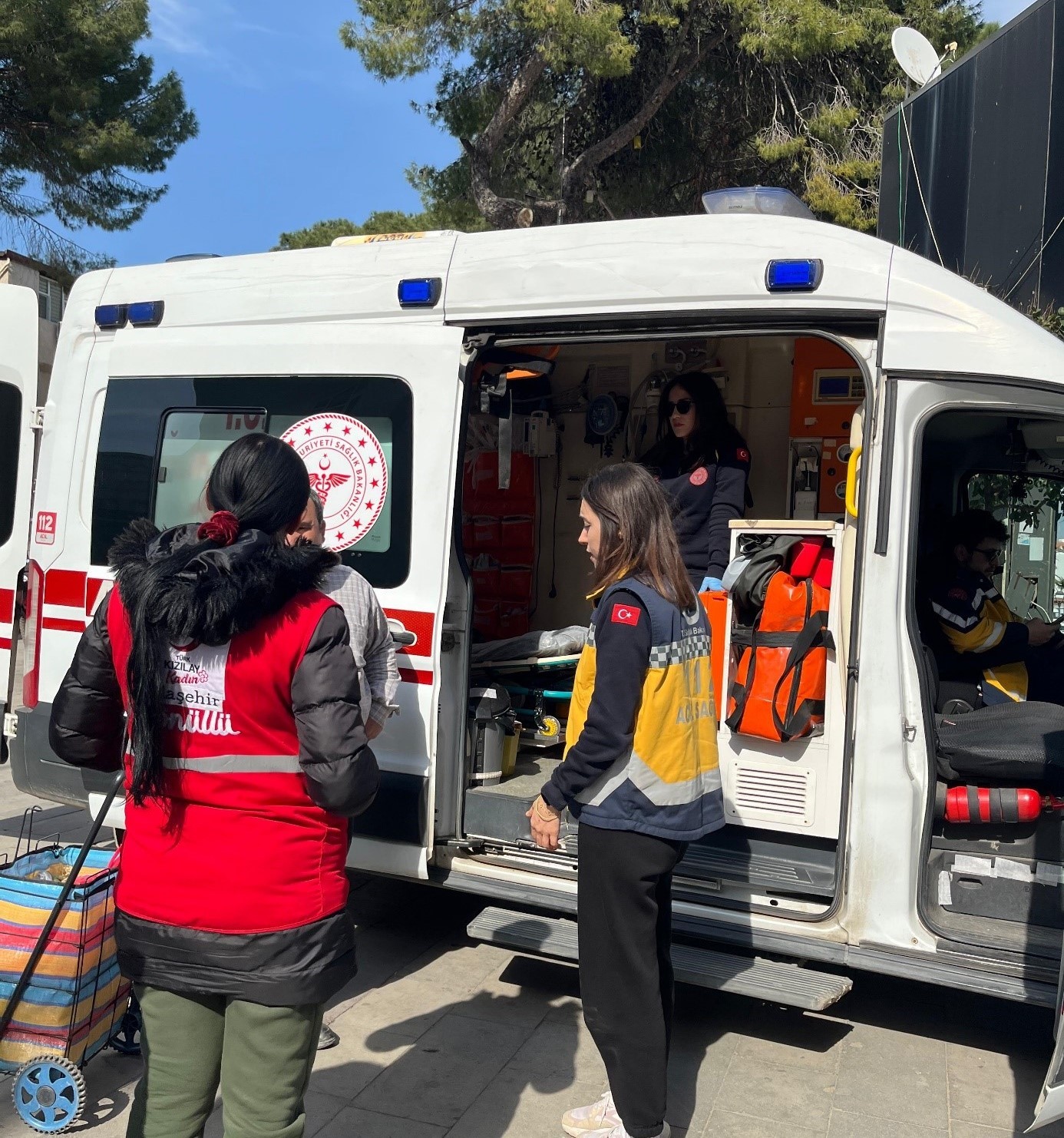 Sağlıklı yaşam i&ccedil;in meydanda buluştular
