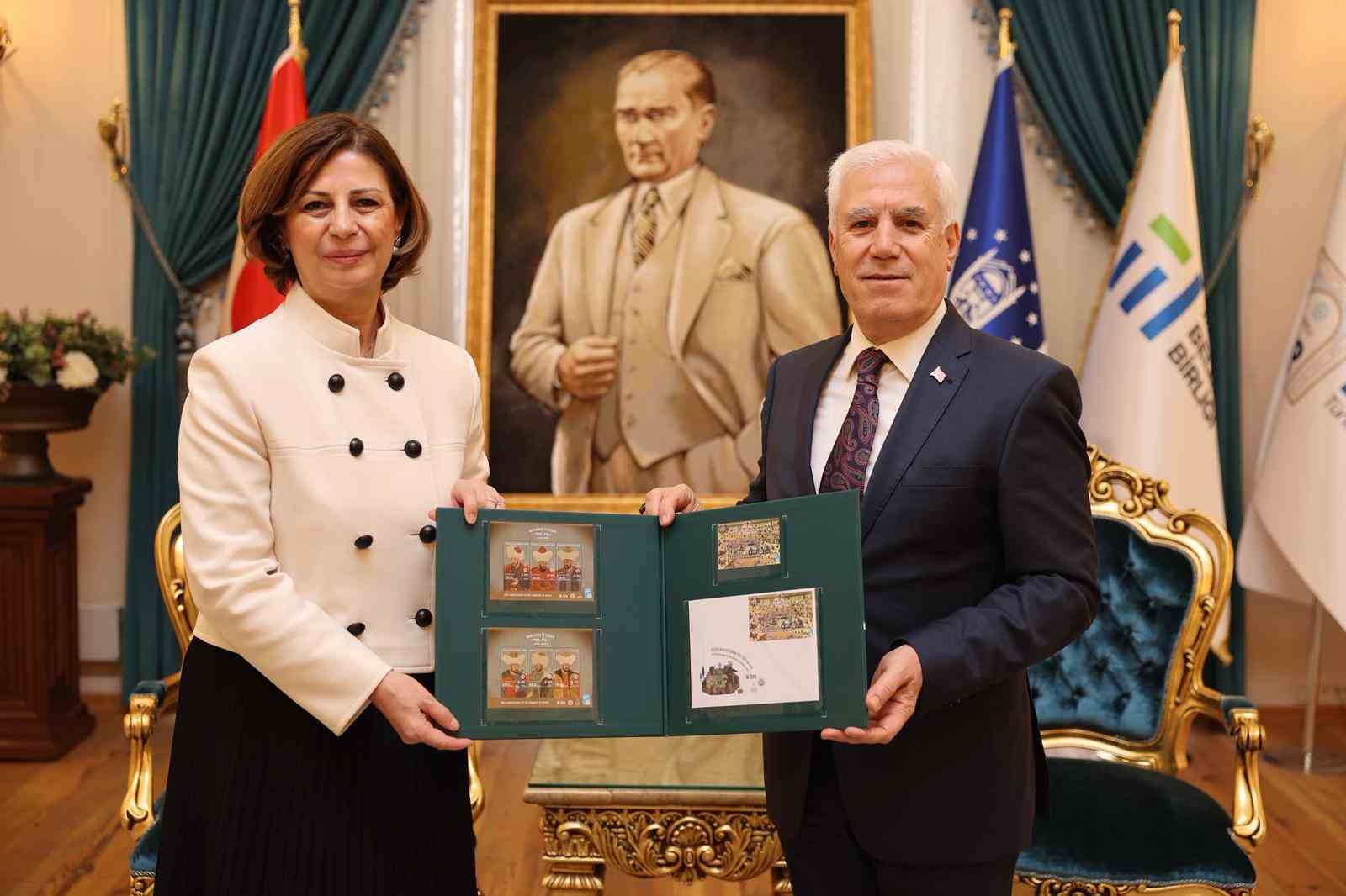 İpek sanatının zarafeti Bursa&rsquo;da sergilendi
