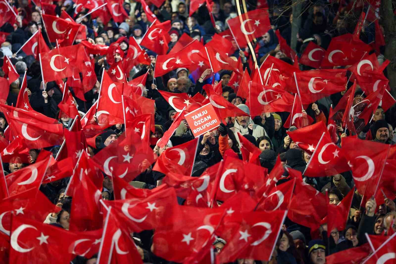 CHP Genel Başkanı &Ouml;zel: "Tanju masumdur"
