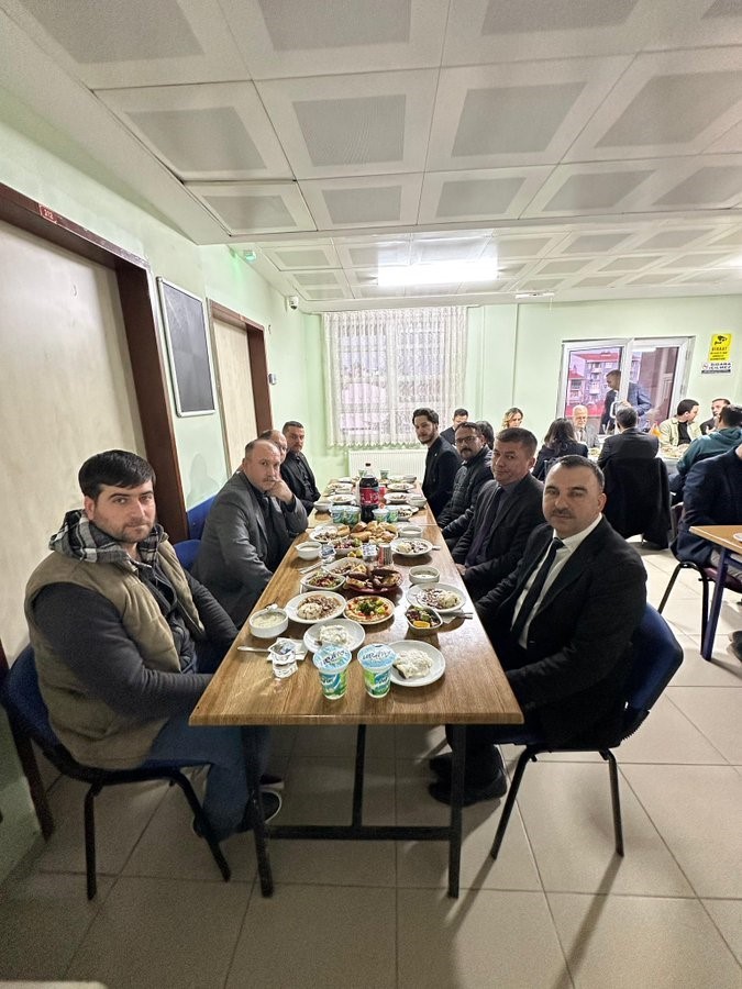 Eskişehir İl Sağlık M&uuml;d&uuml;r&uuml; Bildirici, Beylikova&rsquo;da sağlık &ccedil;alışanlarıyla iftarda buluştu
