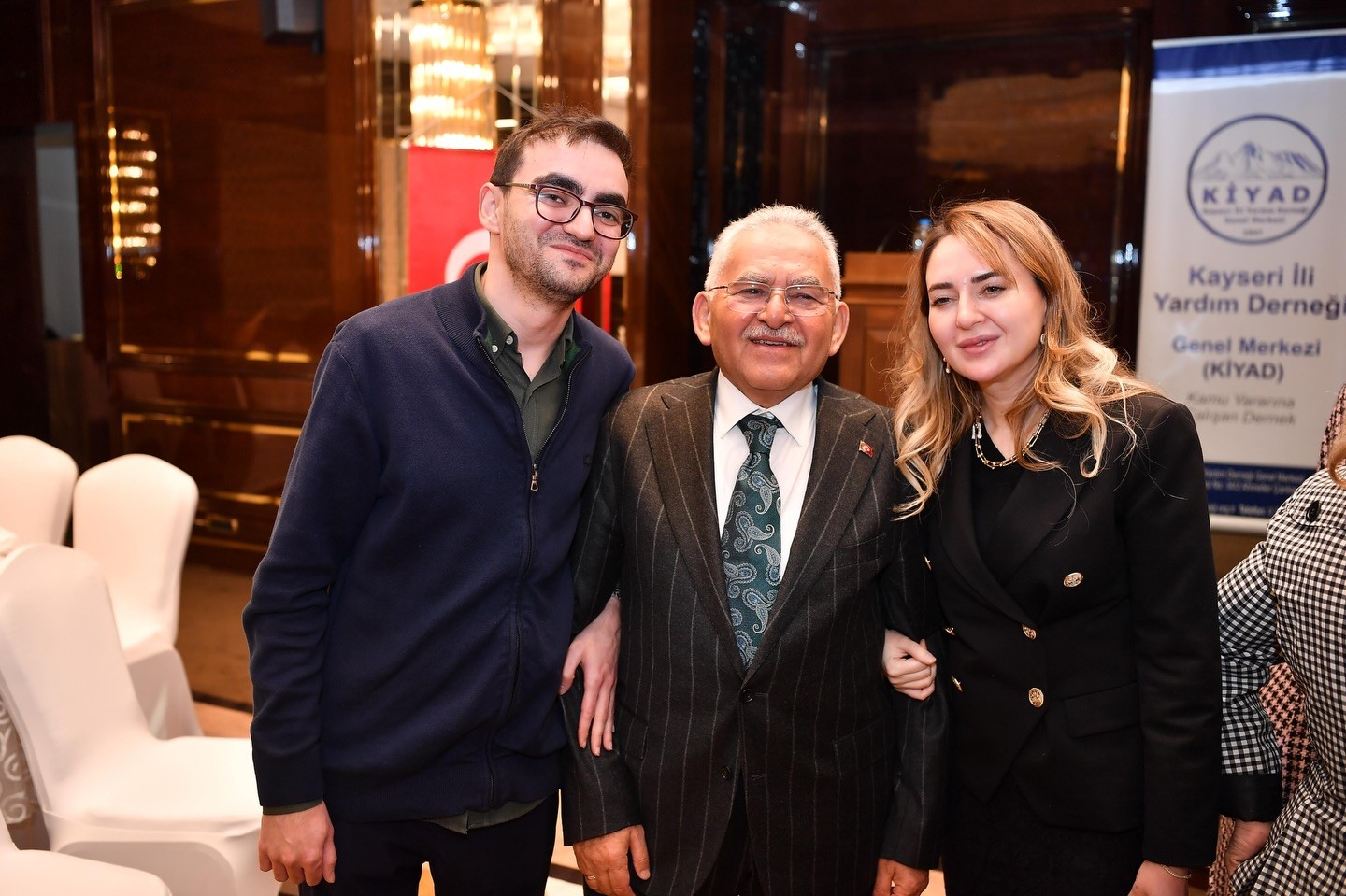 Başkan B&uuml;y&uuml;kkılı&ccedil;, başkentteki hemşehrileri ile iftarda buluştu
