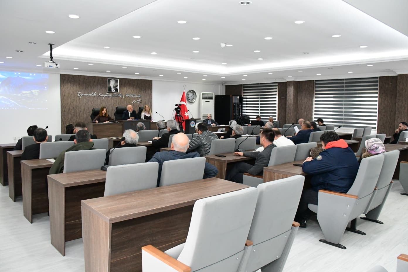 Başkan Kul&rsquo;dan tasarruf
