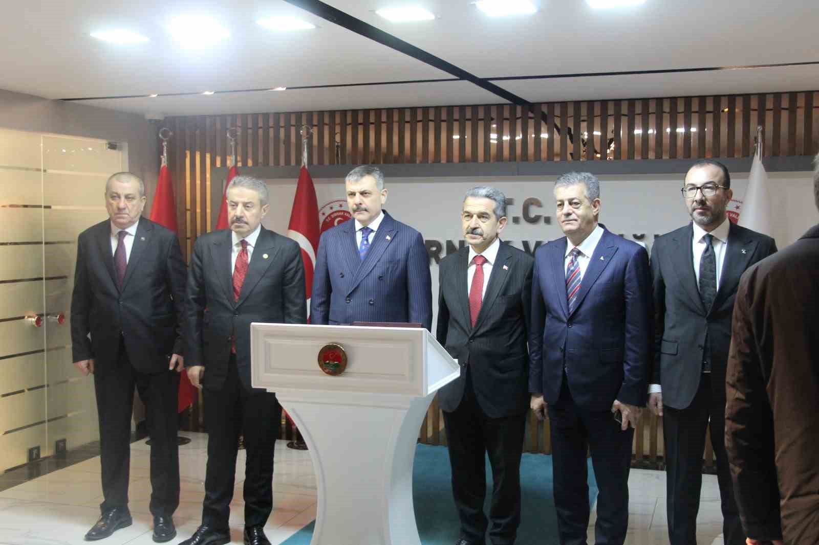 İ&ccedil;işleri Bakanı &Ccedil;ift&ccedil;i Şırnak&rsquo;ta
