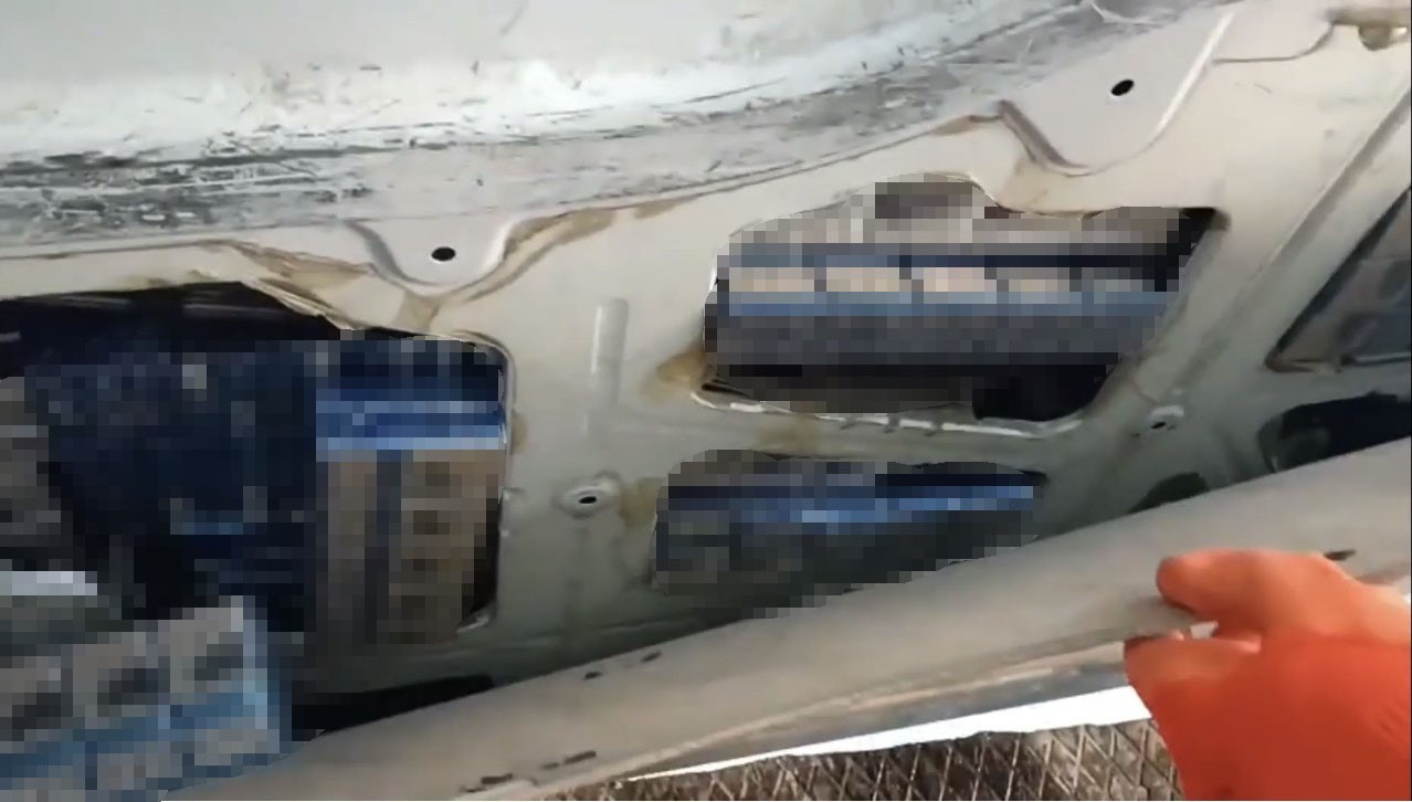 Ağrı&rsquo;da ka&ccedil;ak sigara ve akaryakıt ele ge&ccedil;irildi
