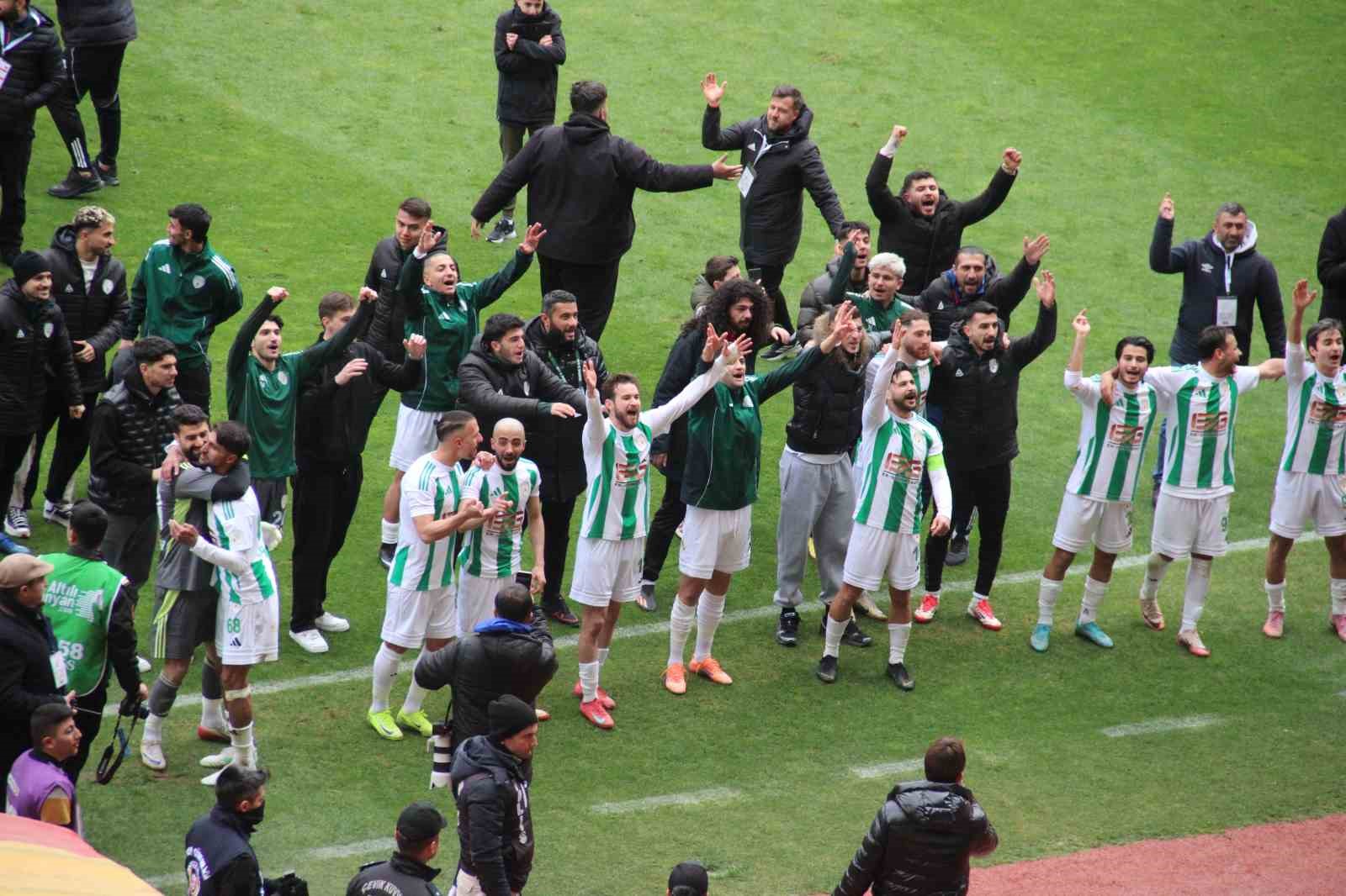 TFF 3. Lig: Malatya Yeşilyurtspor: 2 - Niğde Belediye Spor: 1
