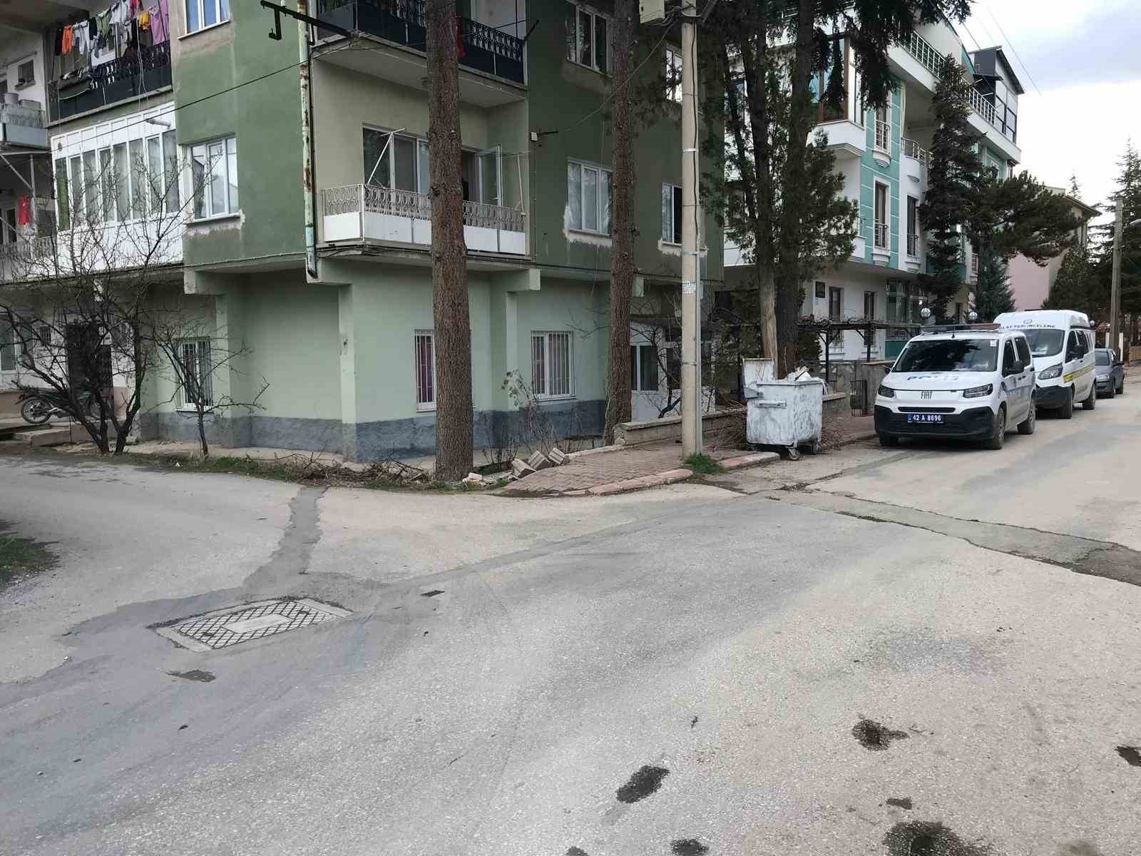 Konya&rsquo;da bı&ccedil;akla yaralama
