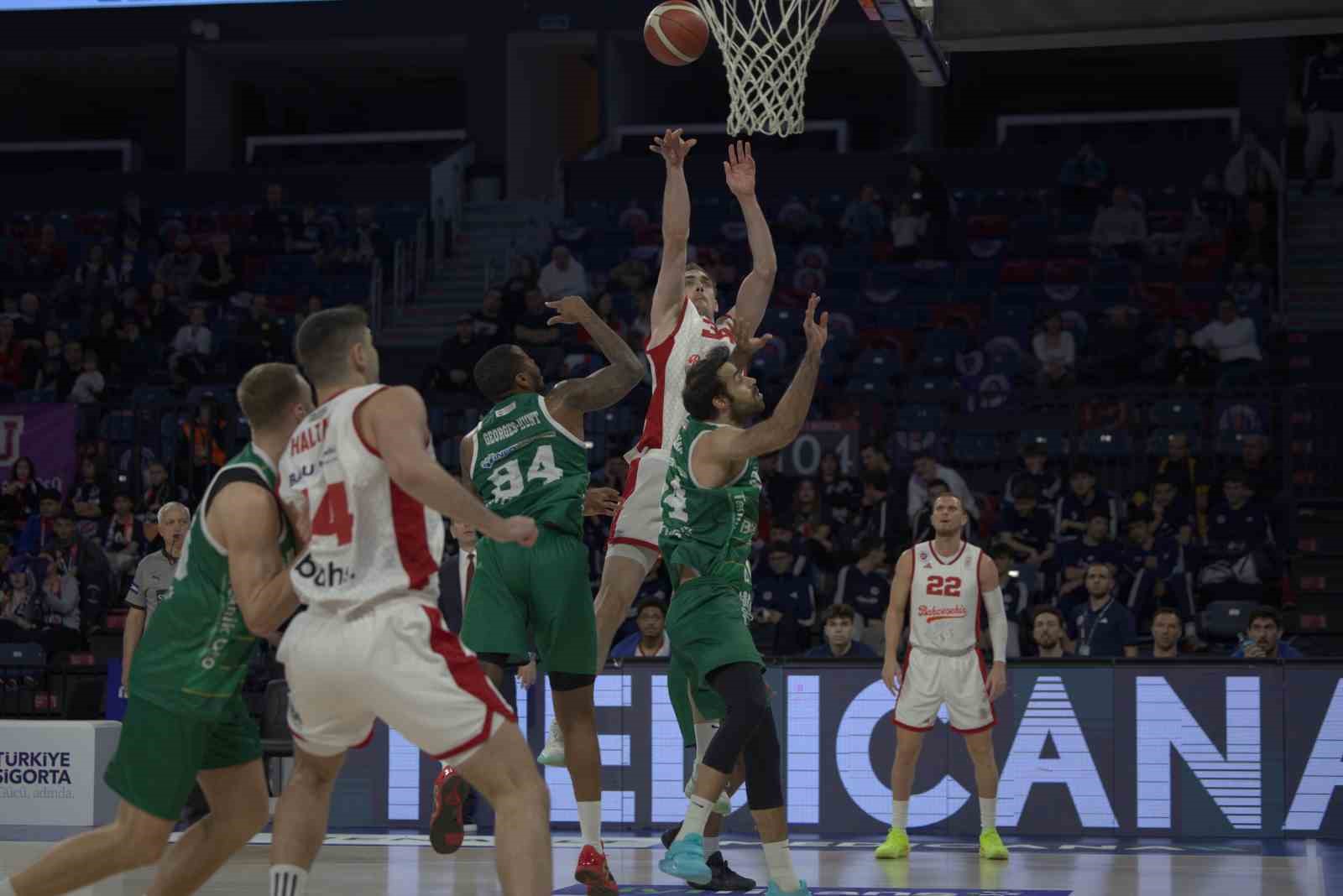 Basketbol S&uuml;per Ligi: Bah&ccedil;eşehir Koleji: 100 - Bursaspor: 61
