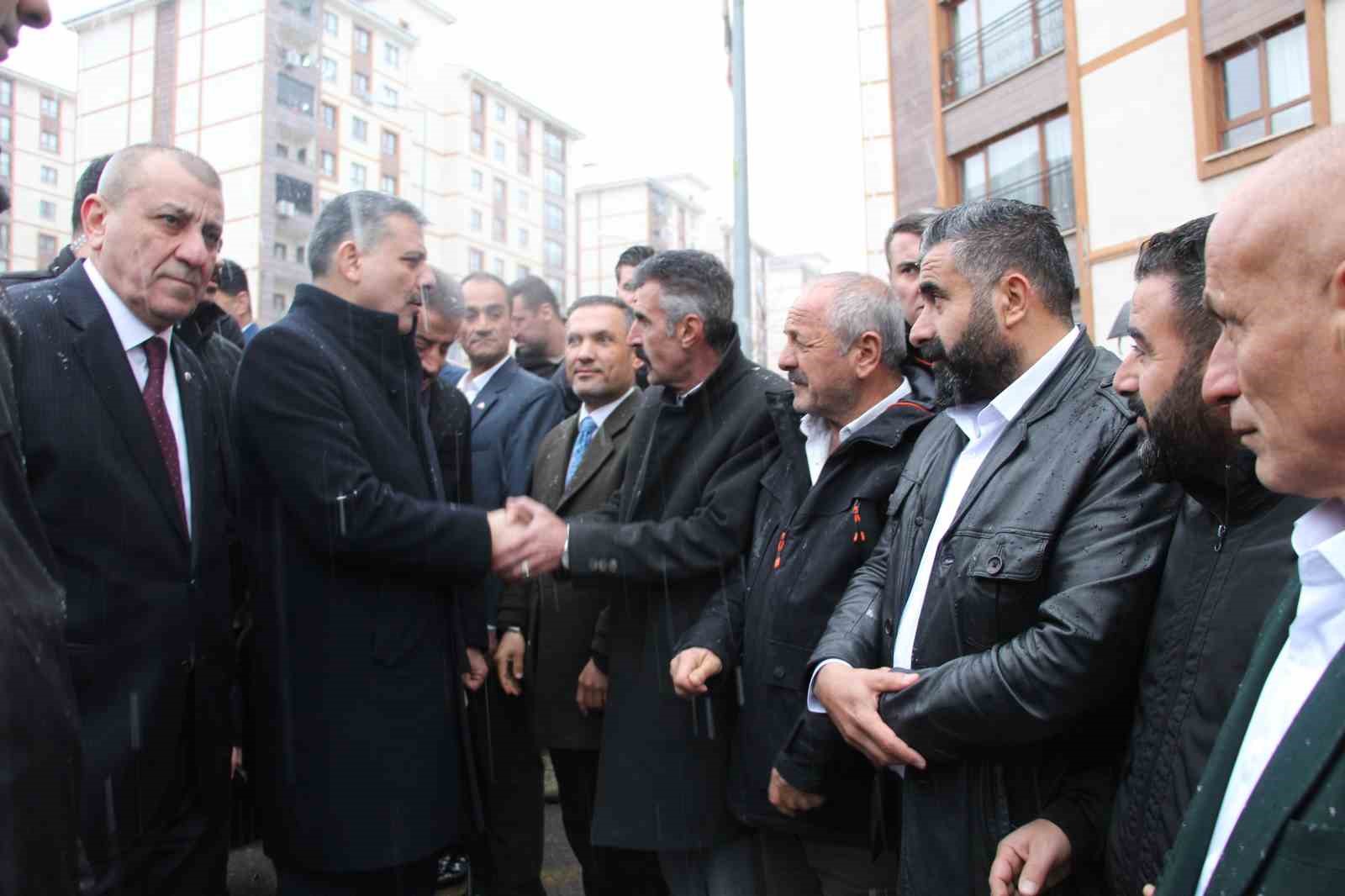 İ&ccedil;işleri Bakanı &Ccedil;ift&ccedil;i Şırnak&rsquo;ta
