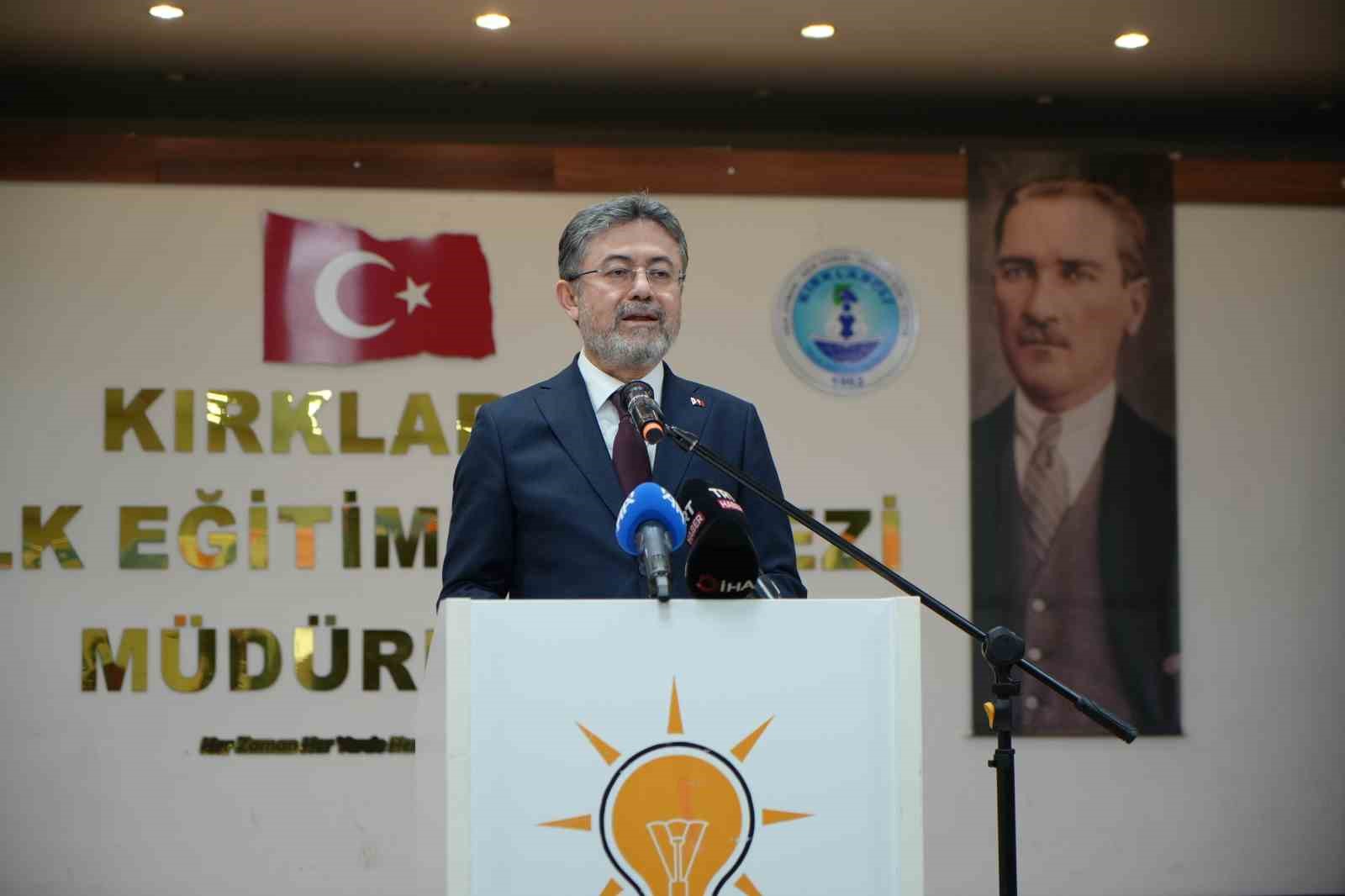 Bakan Yumaklı: "Savaşın hi&ccedil;bir t&uuml;r&uuml;n&uuml; tasvip etmiyoruz"
