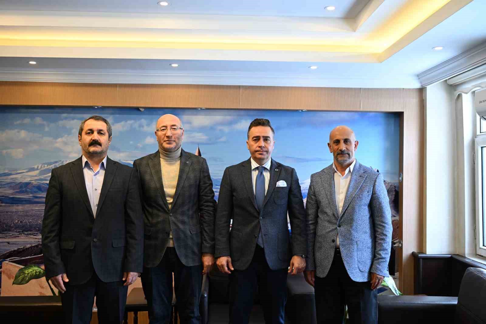 Eğitim-Bir-Sen Ağrı Şubesi, okullardaki g&uuml;venlik tedbirleri i&ccedil;in &Ouml;nder&rsquo;e teşekk&uuml;r etti
