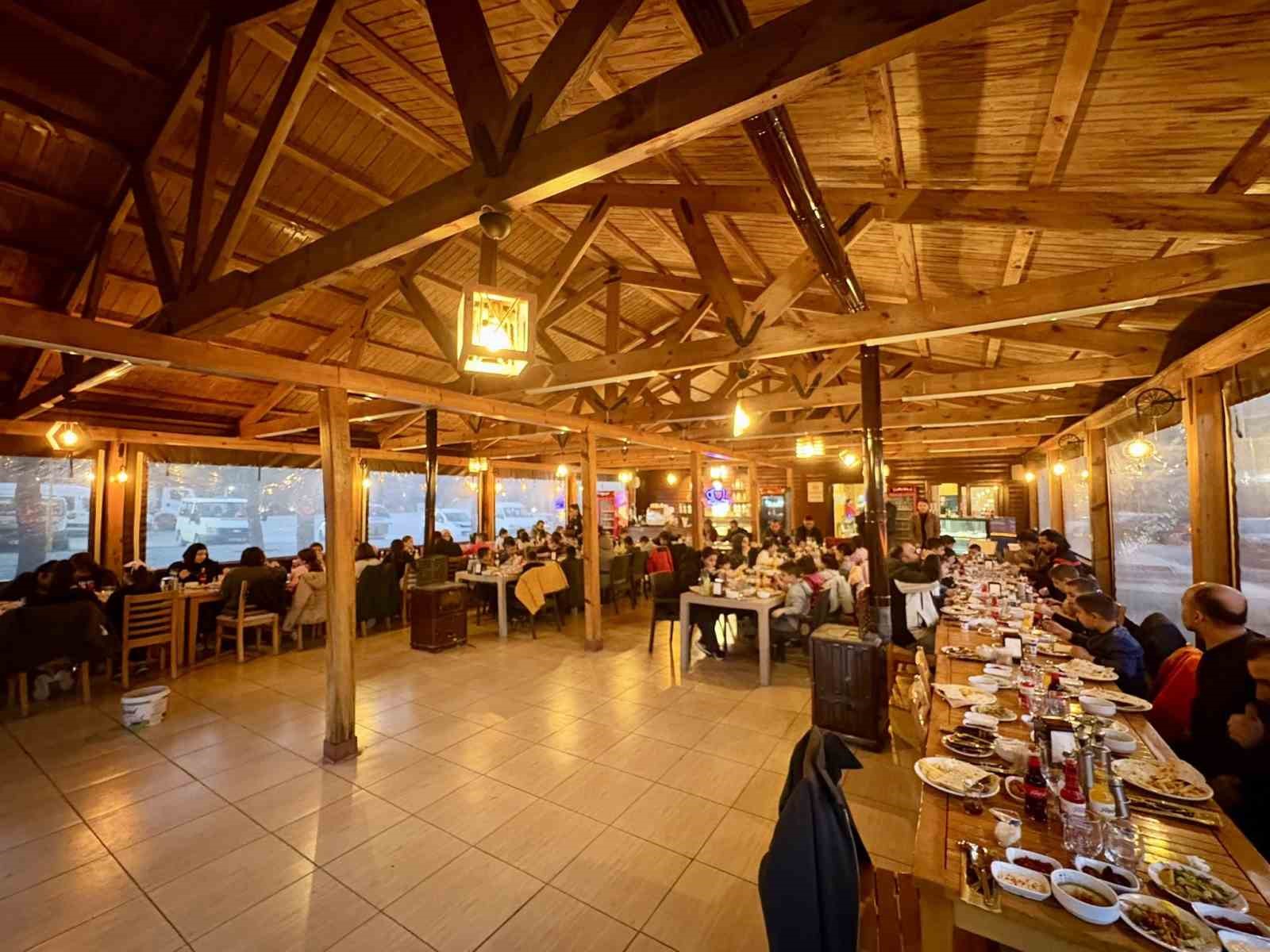 Ak&ccedil;adağ&rsquo;da Sevgi Evleri&rsquo;nde kalan &ccedil;ocuklara Ramazan etkinliği
