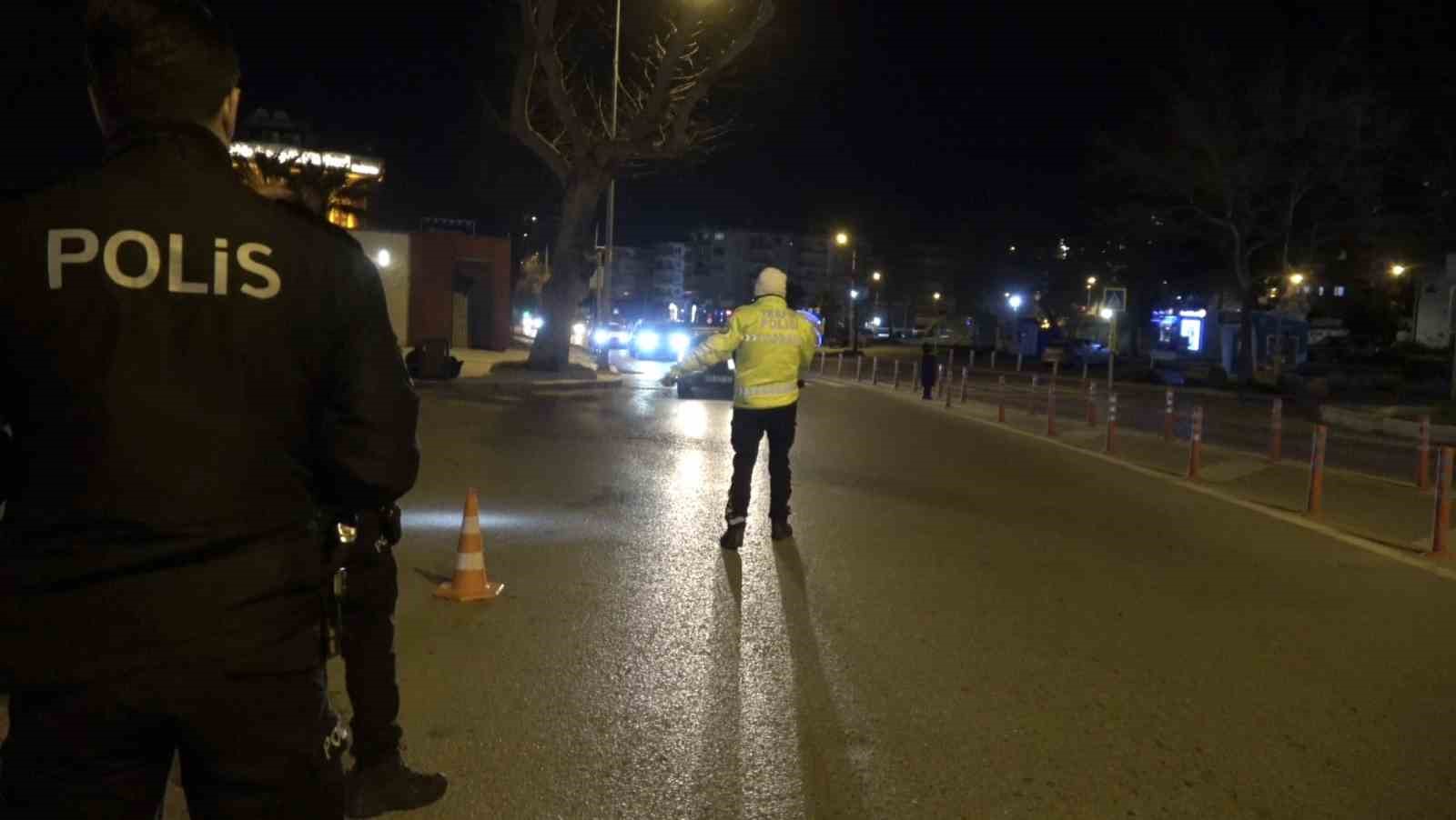 Bursa&rsquo;da trafikte gece denetimi
