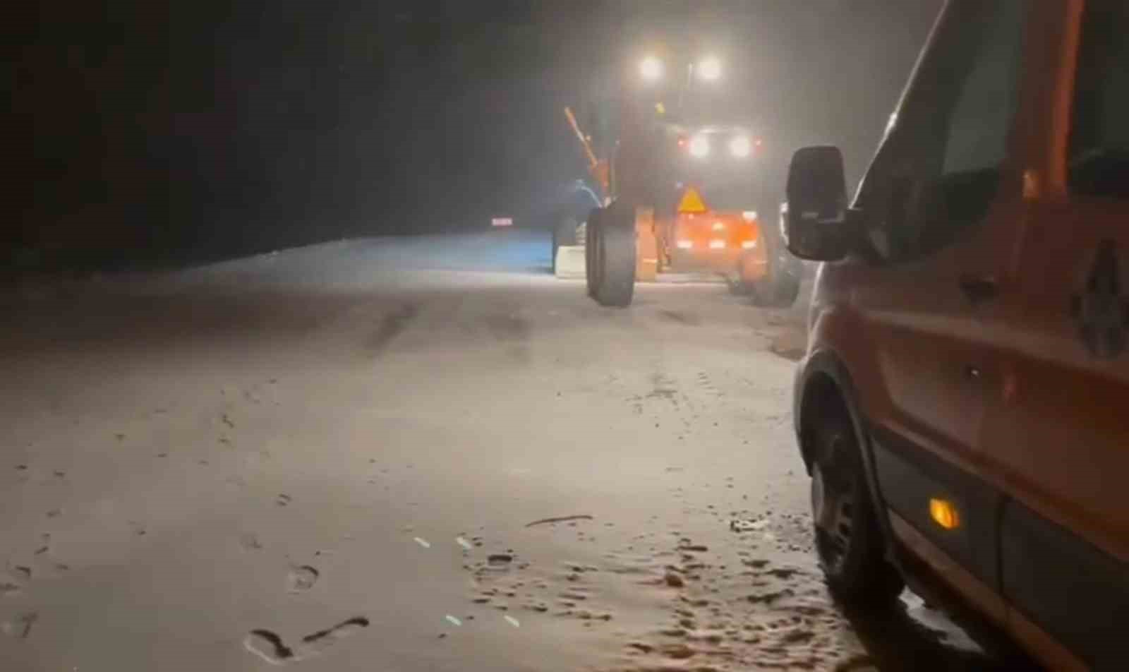 Şanlıurfa&rsquo;da yoğun kar yağışı etkili oldu
