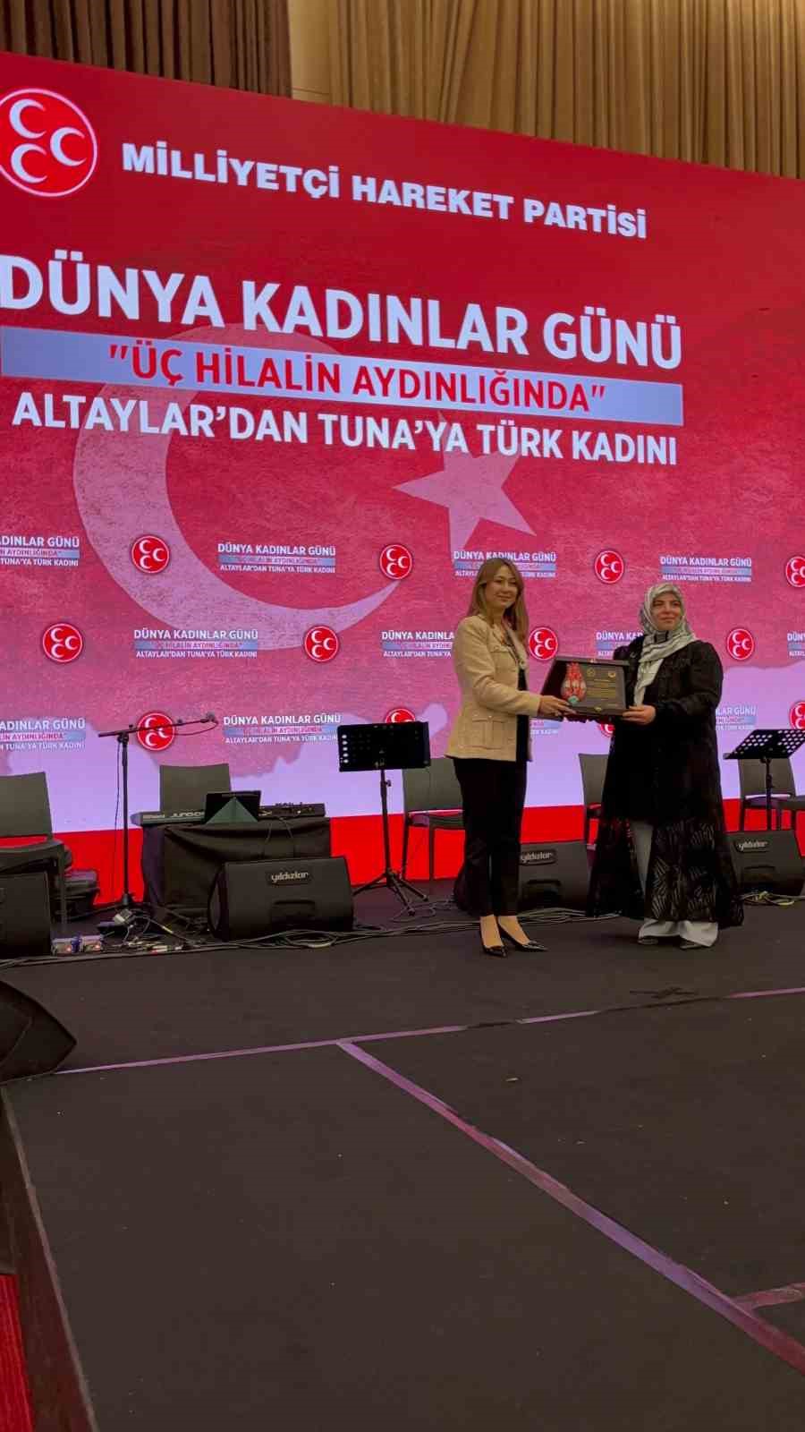 Yılın annesi; Erzurum&rsquo;dan Olcay &Ouml;zonur oldu
