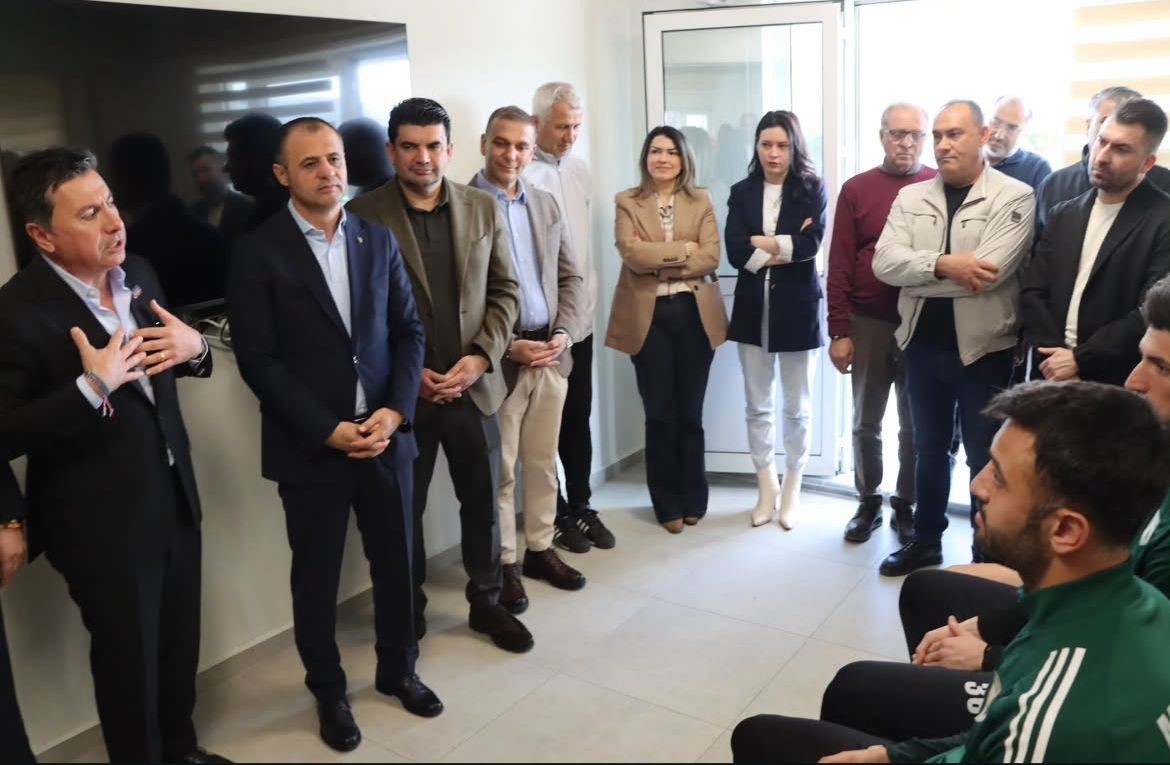 Başkan Aras&rsquo;tan Muğlaspor&rsquo;a destek &ccedil;ağrısı
