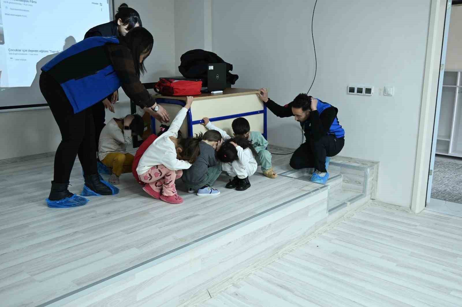 Elazığ’da afet farkındalık eğitimi