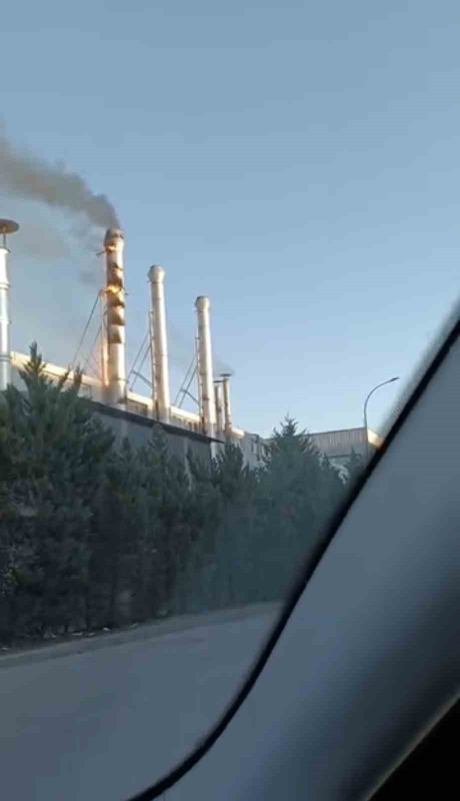 Bursa&rsquo;da fabrika bacasında yangın &ccedil;ıktı

