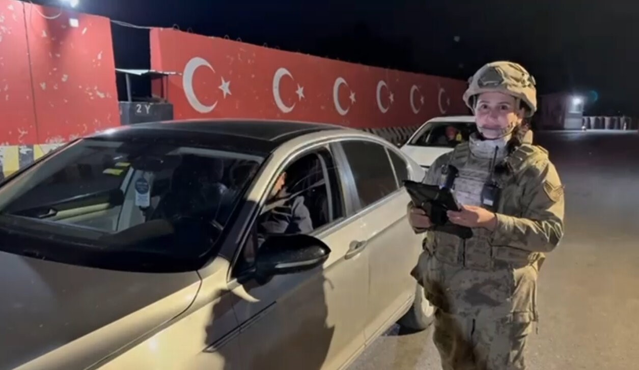 Iğdır’da kadın Jandarmalar 8 Mart’ı görev başında kutladı