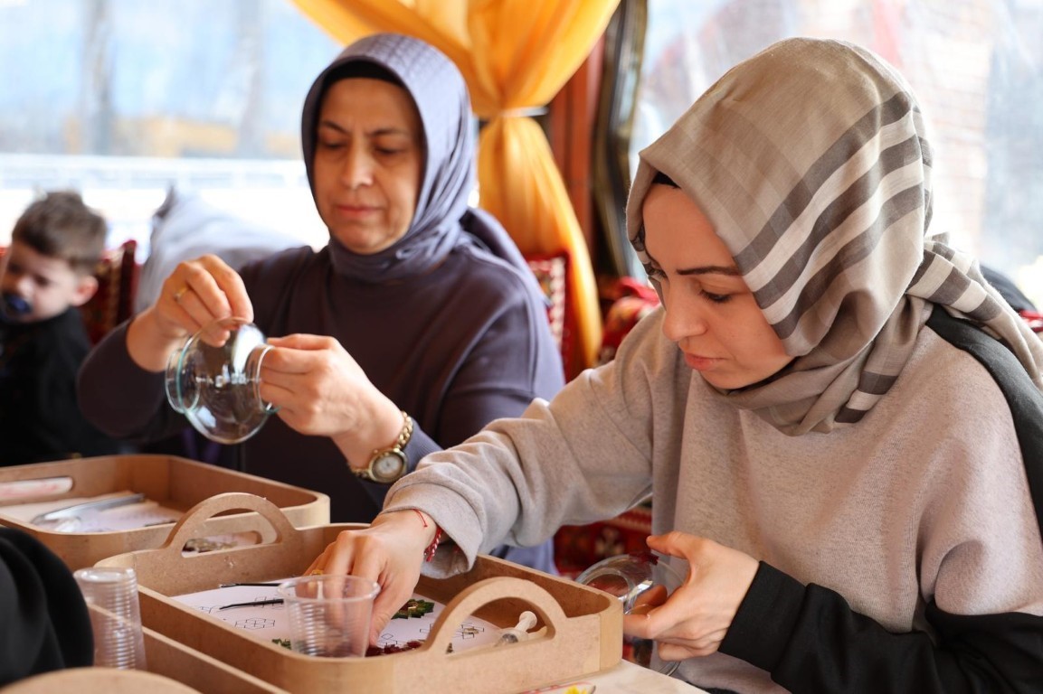 Kartepe&rsquo;de ramazan akşamları otağ &ccedil;adırında sanatla renkleniyor
