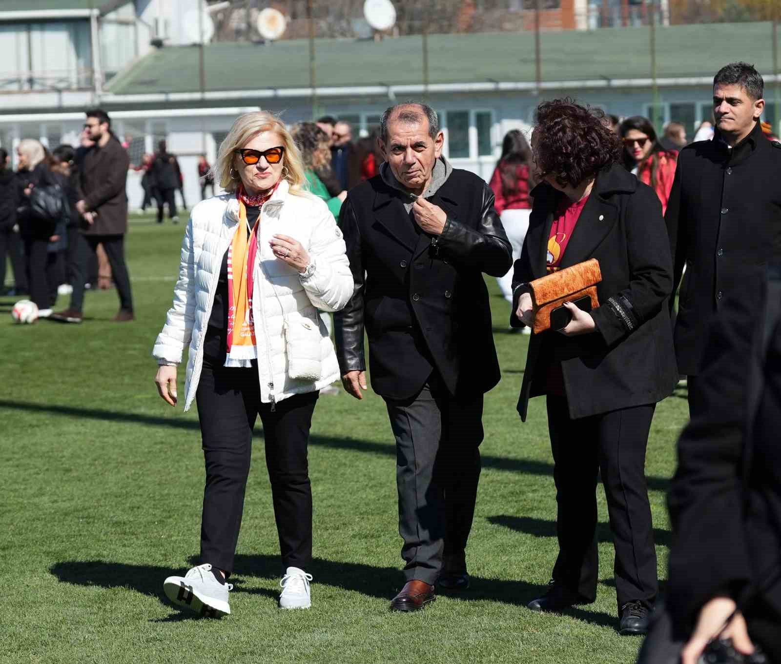 Galatasaray, 8 Mart D&uuml;nya Emek&ccedil;i Kadınlar G&uuml;n&uuml; etkinliği d&uuml;zenledi
