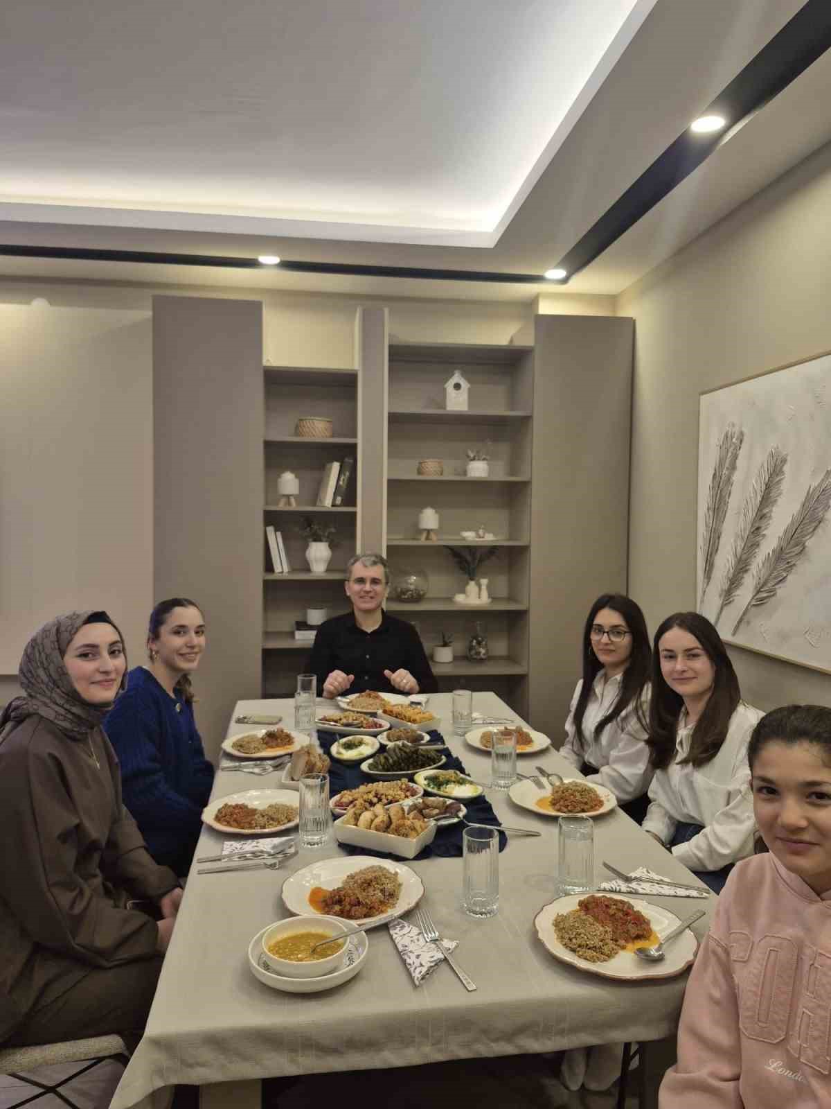 TOG&Uuml;&rsquo;de Ramazan sofraları &ouml;ğrencilerle bereketlendi
