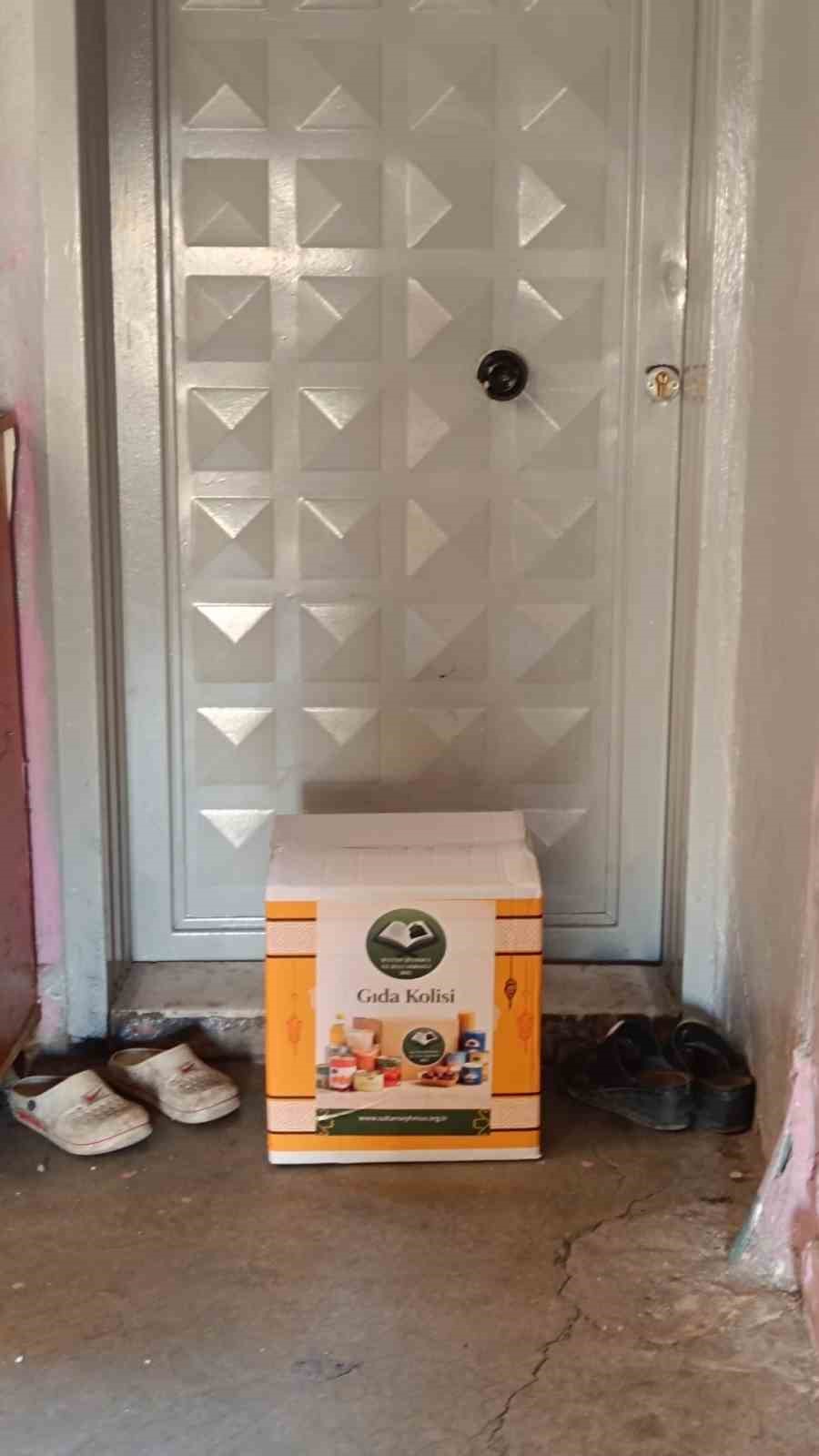 Sultan Şeyhmus Ez-Zuli Derneğinden ihtiya&ccedil; sahibi ailelere yardım
