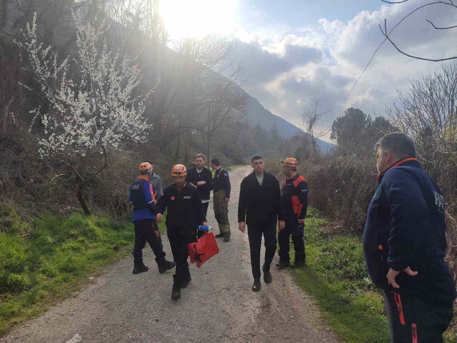 Bursa&rsquo;da dağlık alanda mahsur kalan yaralı vatandaş kurtarıldı
