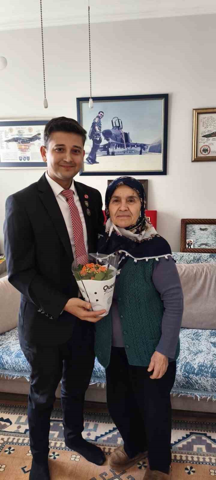 Manisa&rsquo;da şehit emanetlerine &lsquo;8 Mart&rsquo; vefası
