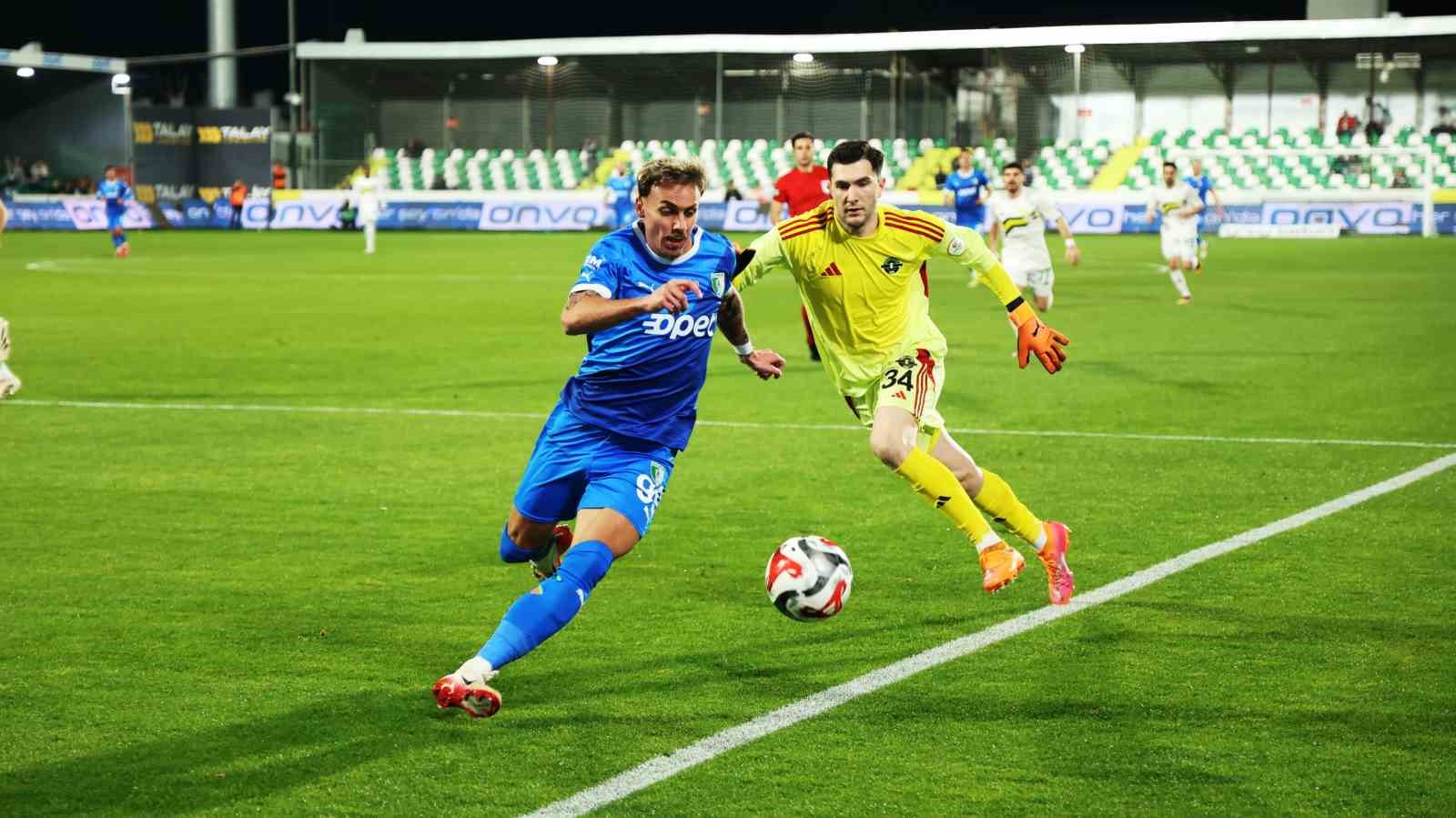 Trendyol 1. Lig: Bodrum FK: 3 - Esenler Erokspor: 4
