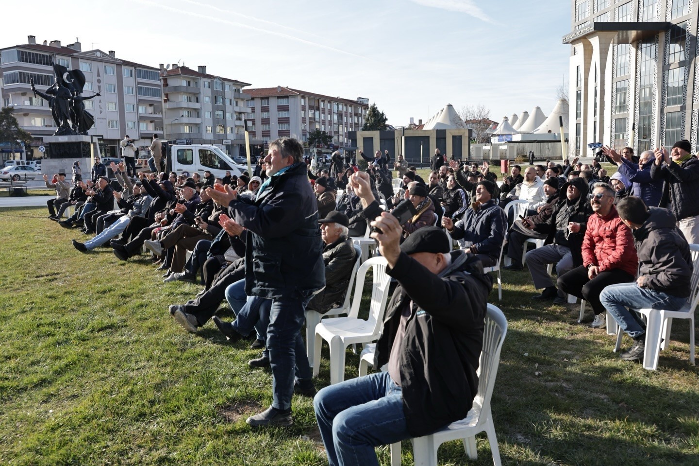 K&uuml;tahyalılar, K&uuml;tahyaspor&rsquo;un zaferini dev ekrandan izledi
