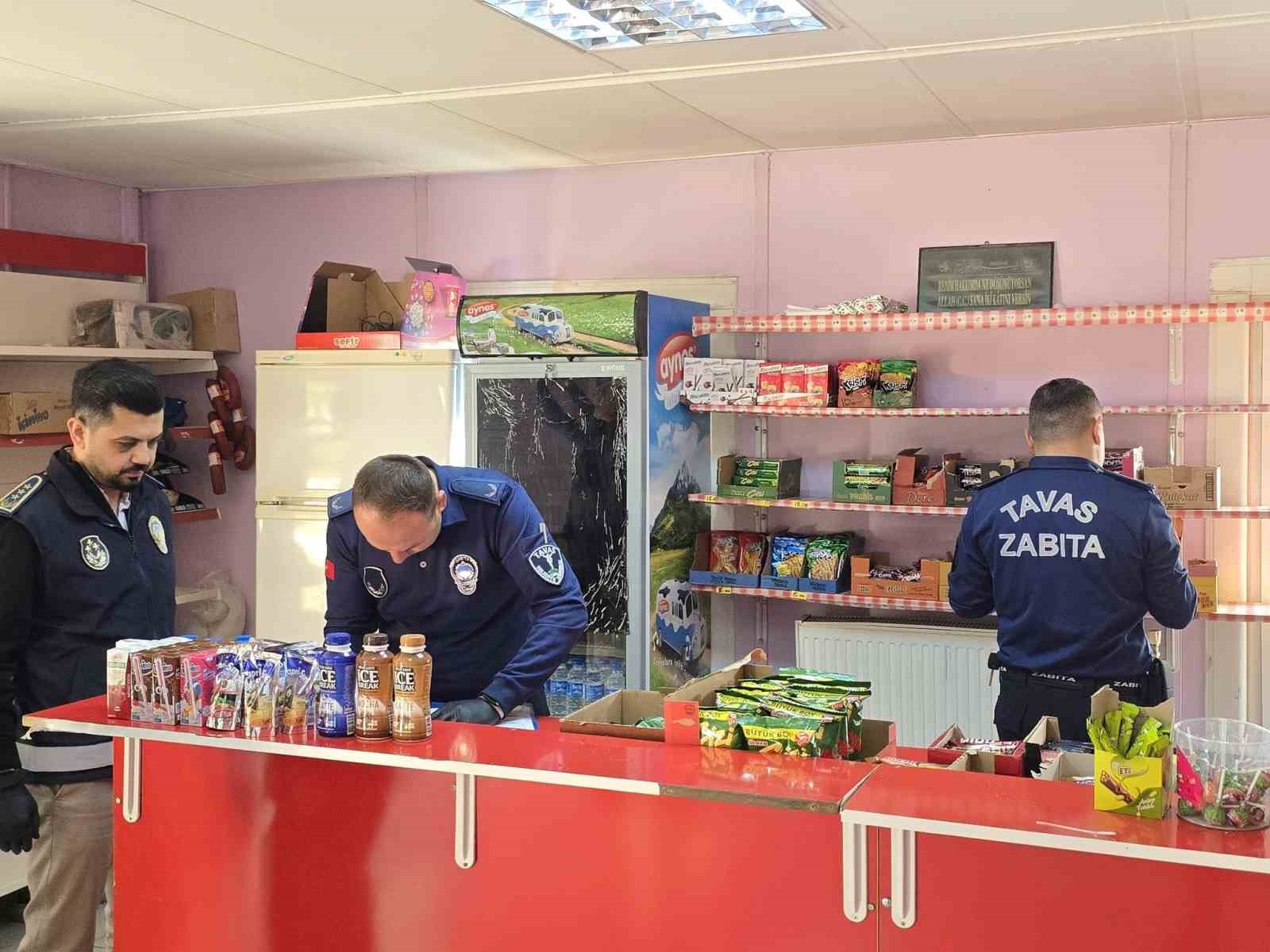 Tavas zabıtasından okul kantinlerine sıkı denetim
