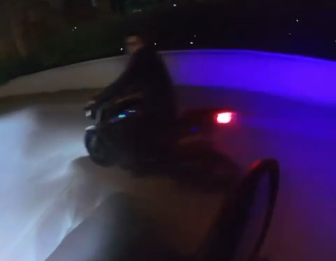 Adana&rsquo;da &rsquo;dur&rsquo; ihtarına uymayan motosiklet s&uuml;r&uuml;c&uuml;s&uuml;ne 497 bin TL ceza
