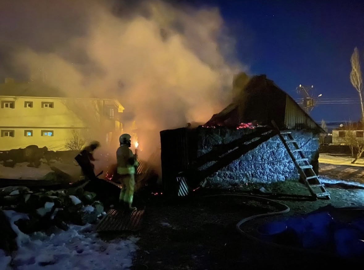 Bing&ouml;l&rsquo;de odunlukta &ccedil;ıkan yangın paniğe neden oldu
