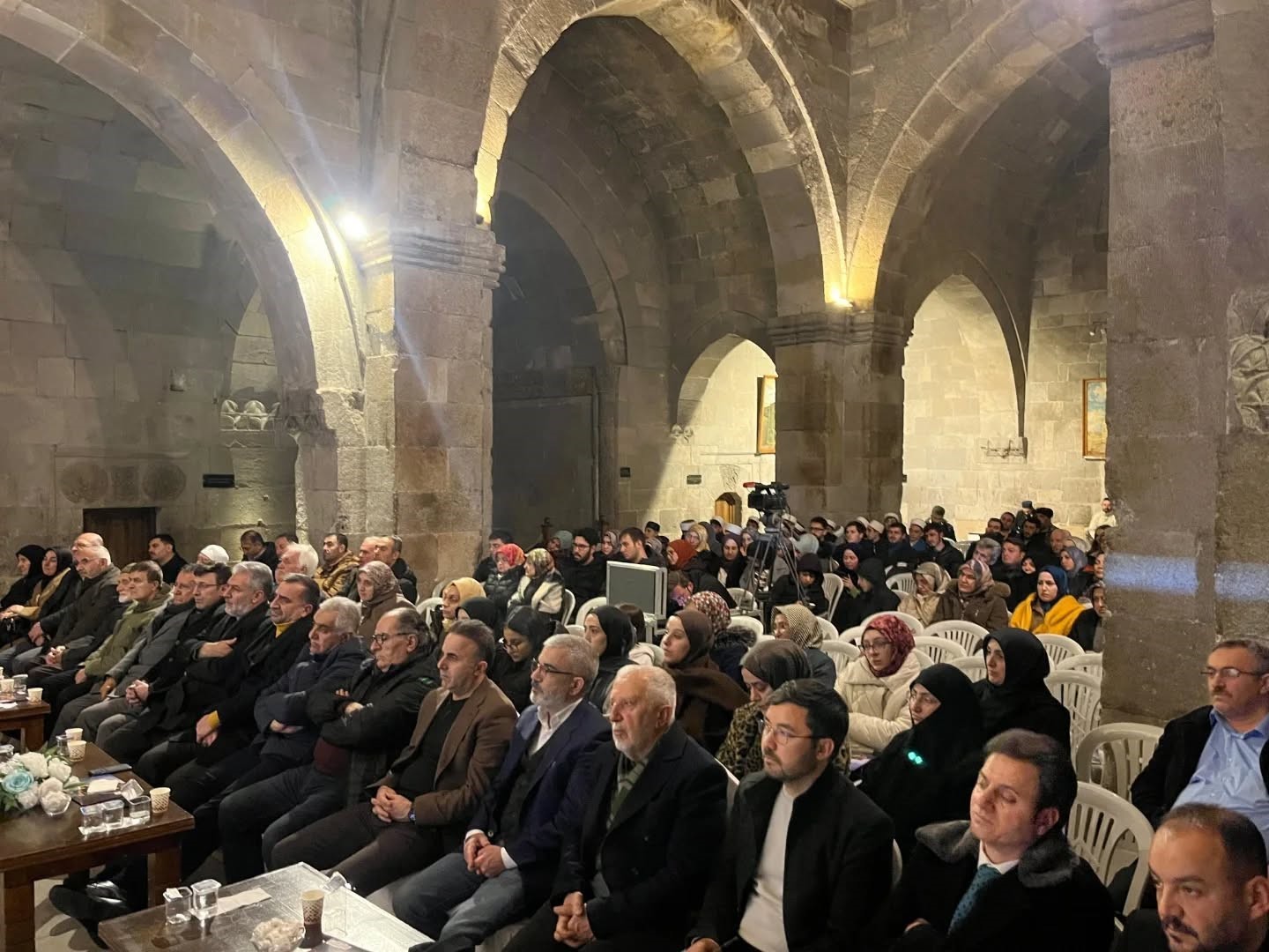 Prof. Dr. Mustafa Ağırman, &lsquo;Medine Pazarı ve R&ucirc;me Kuyusu&rsquo;nu anlattı
