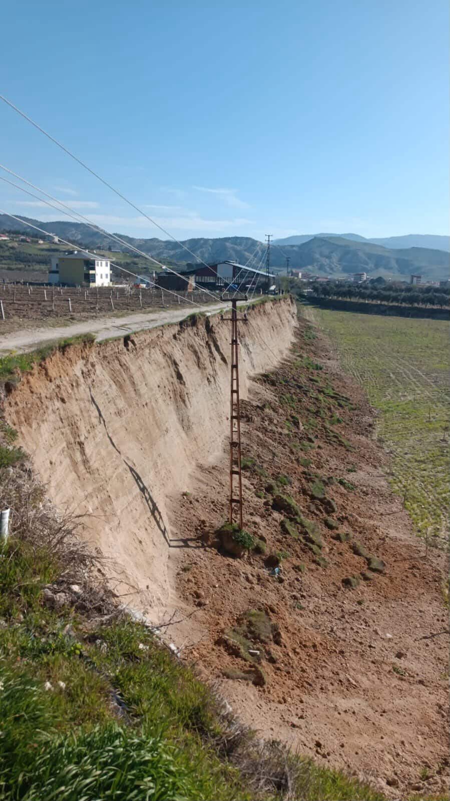 Buldan’daki depremin ardından 1 saatte 32 artçı sarsıntı gerçekleşti