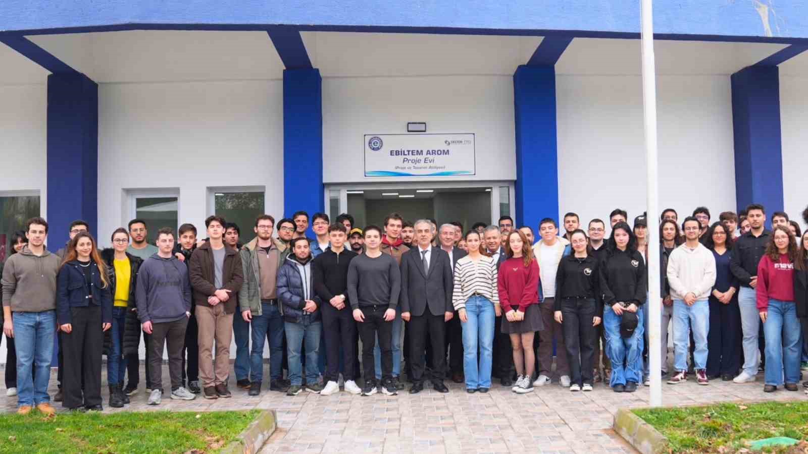 Ege &Uuml;niversitesi, İzmir&rsquo;de 1&rsquo;inci Ege B&ouml;lgesi&rsquo;nde 2&rsquo;nci sırada yer aldı
