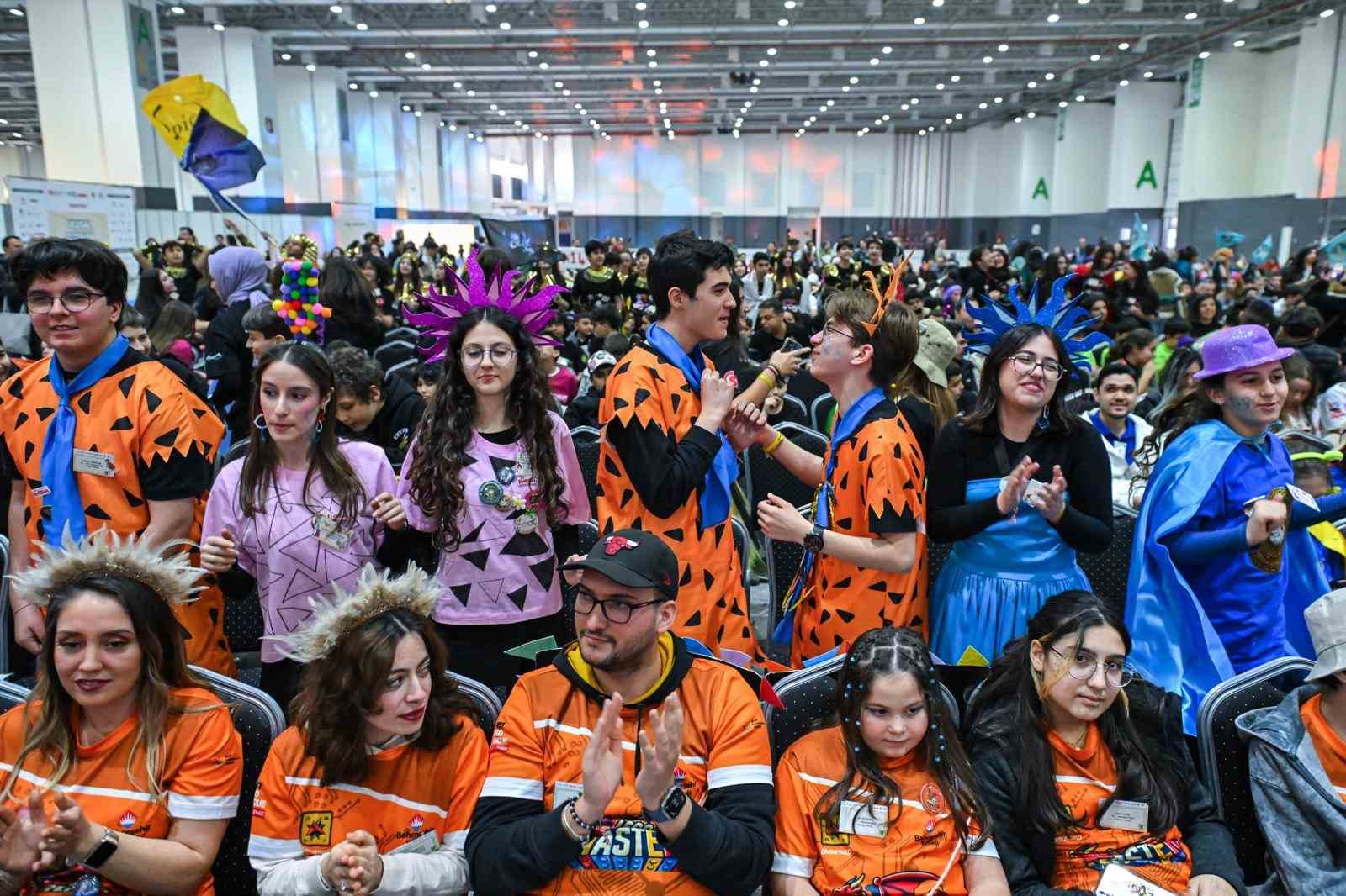 T&uuml;rkiye&rsquo;nin bilim kahramanları Fuar İzmir&rsquo;de yarıştı
