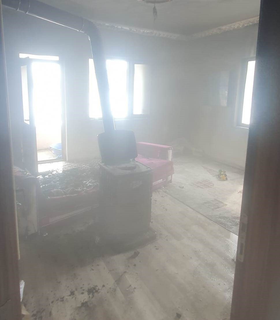 Van’da ev yangını