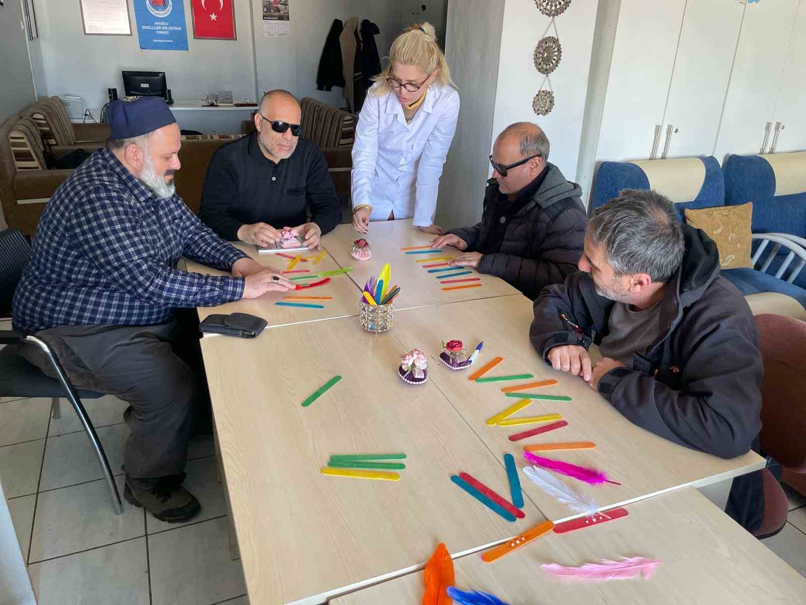 Erzurum&rsquo;da engellilere "&Uuml;reten Eller" projesi
