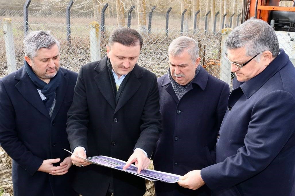 "&Ouml;zel İdare Kamp&uuml;s&uuml;"nde zemin et&uuml;t &ccedil;alışmaları başladı
