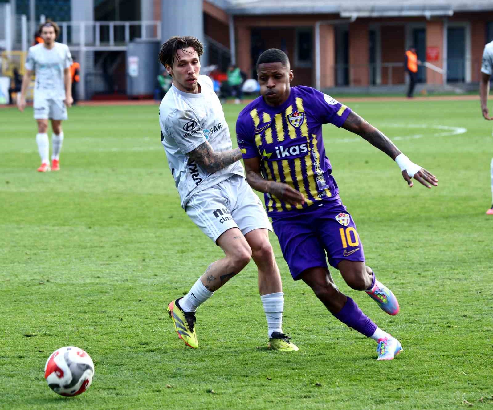 Trendyol Süper Lig: Eyüpspor: 0 - Kocaelispor: 1 (Maç sonucu)