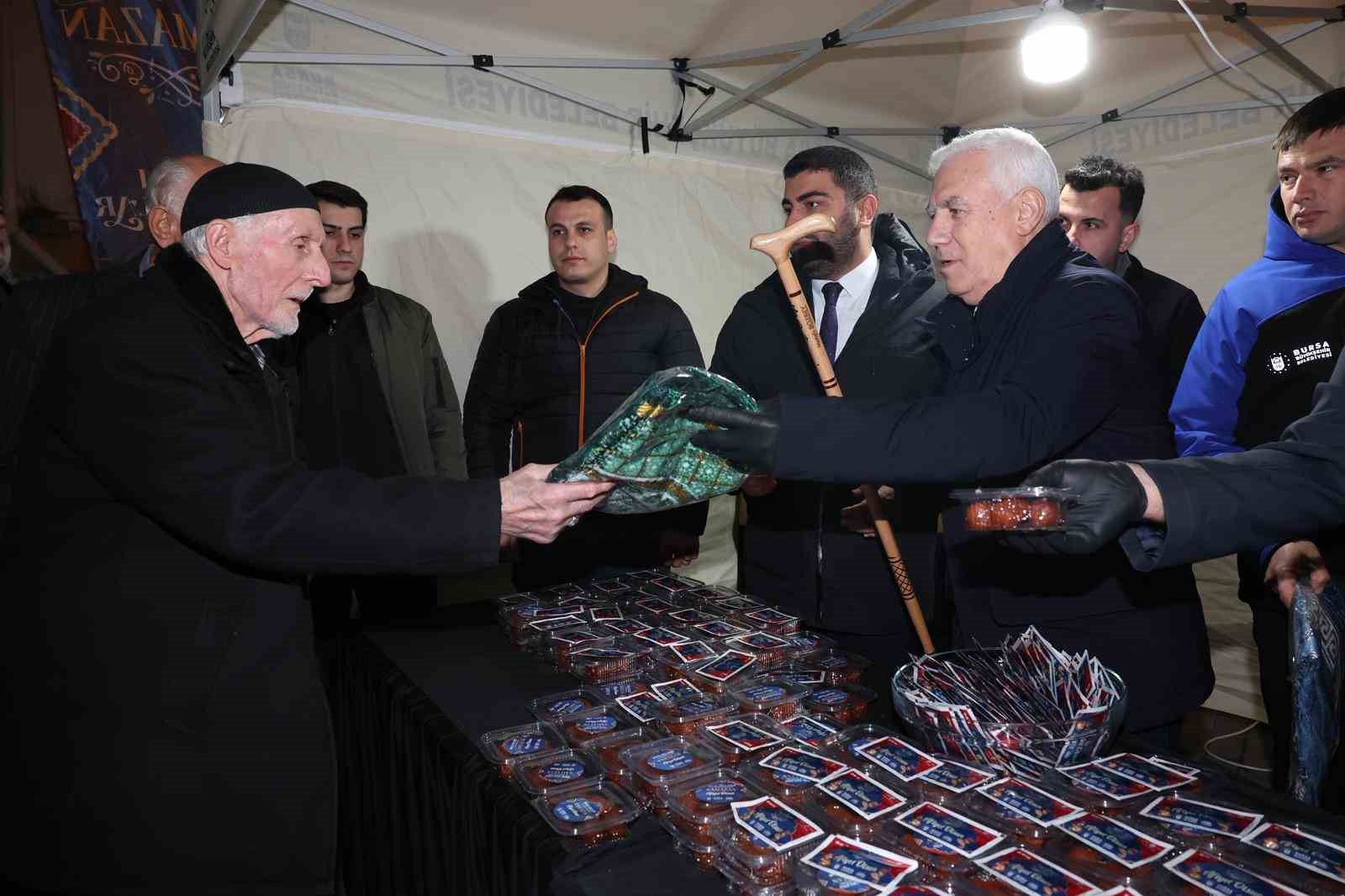 Bozbey: Kadın g&uuml;&ccedil;l&uuml;yse kent de g&uuml;&ccedil;l&uuml;d&uuml;r
