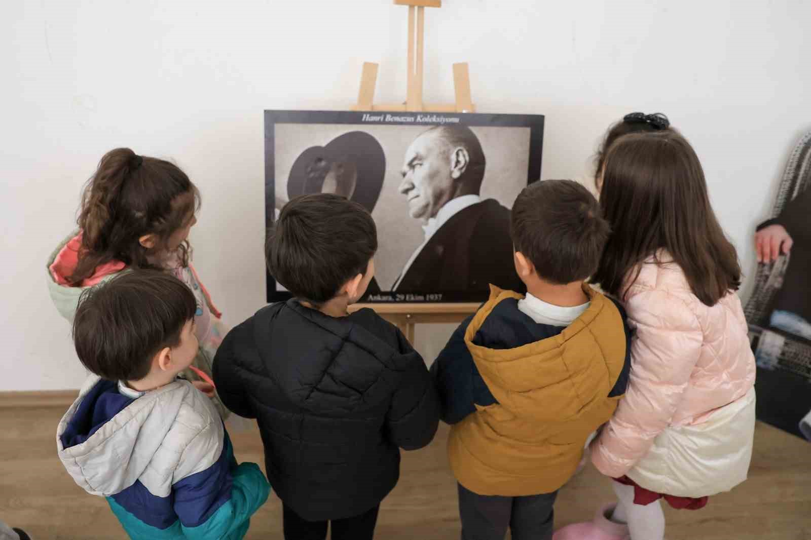 G&uuml;nd&uuml;z Bakımevi &ouml;ğrencileri Aydın&rsquo;ın tarih yolculuğuna &ccedil;ıktı
