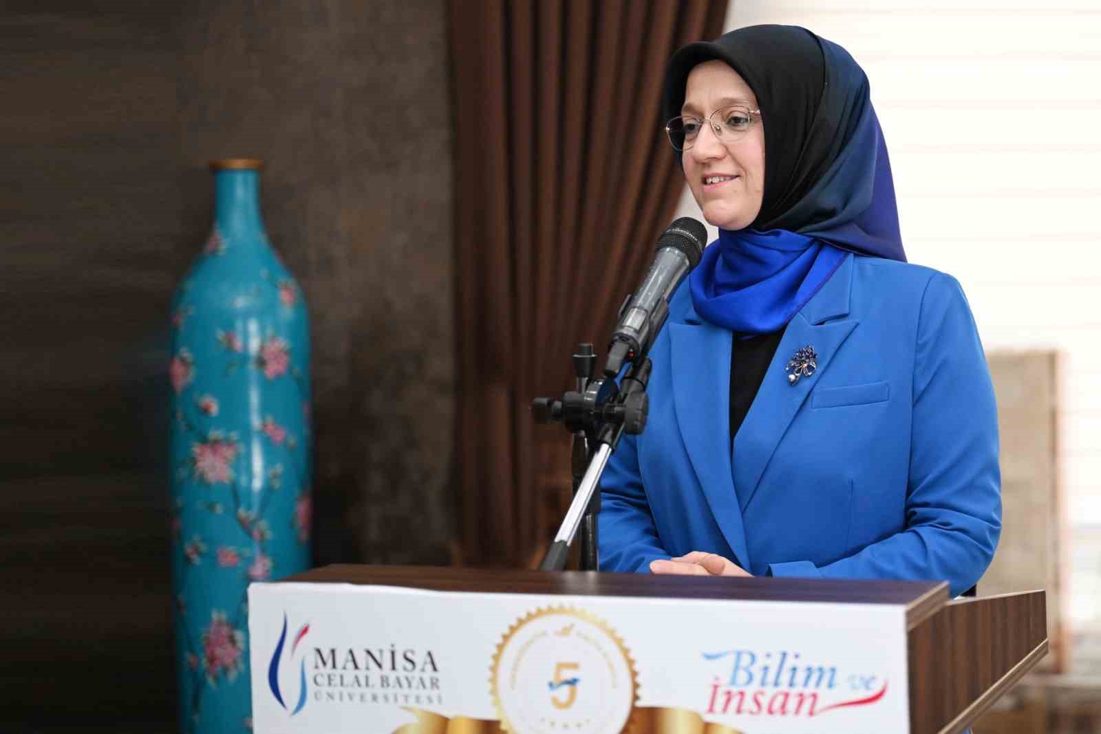 Üniversitedeki kadın çalışanlar aynı sofrada