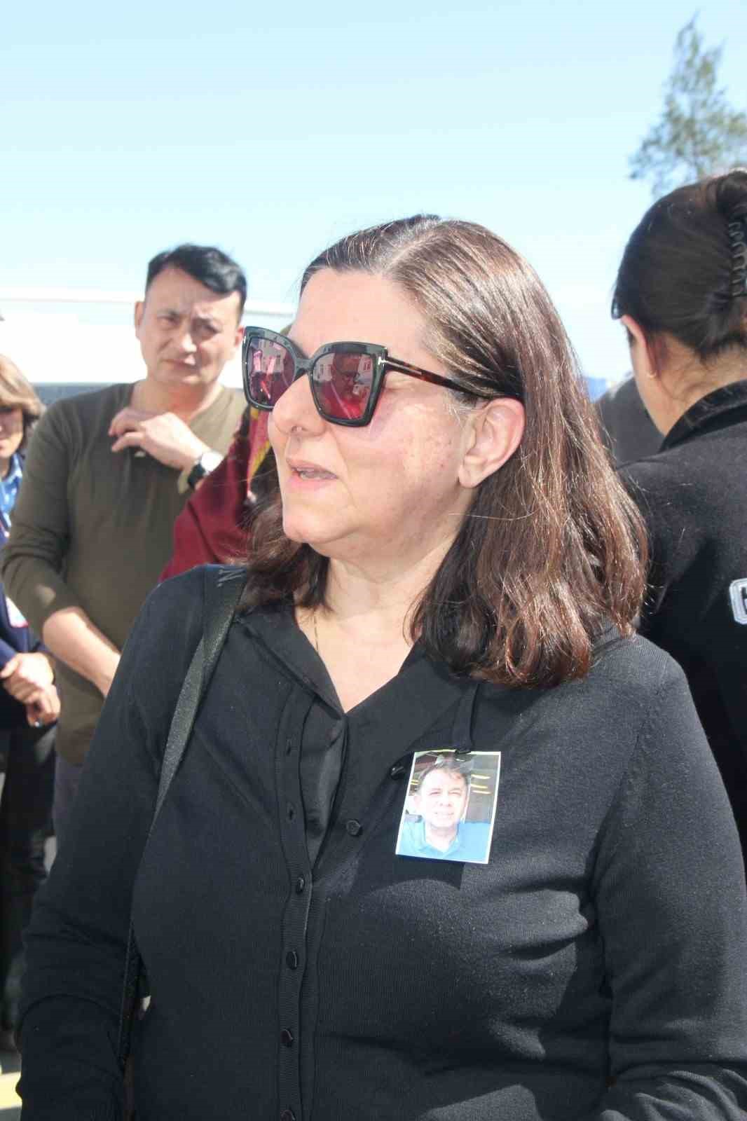 Kanser nedeniyle hayatını kaybeden &ccedil;ocuk doktoru i&ccedil;in hastanede t&ouml;ren d&uuml;zenlendi
